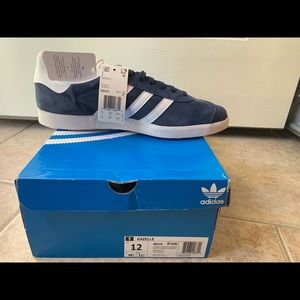 Adidas Gazelle Shoes in Navy